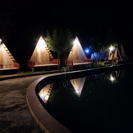 Nongkhiaw Campingsite Swimming Pool Hotel Ban Phathok Luaran gambar
